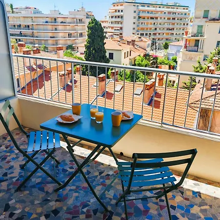 Superbe Sudio Juan Les Pins 2mins Des Plages Hypercentre شقة *