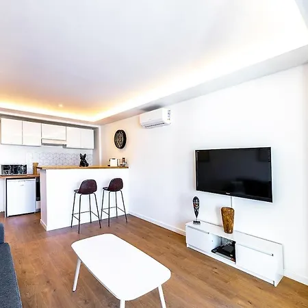 2 Persons - Clim - Hypercenter - 2mins Of - Juan Les Pins - And Sun Antibes