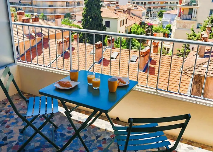 2 Persons - Clim - Hypercenter - 2mins Of - Juan Les Pins - And Sun شقة *