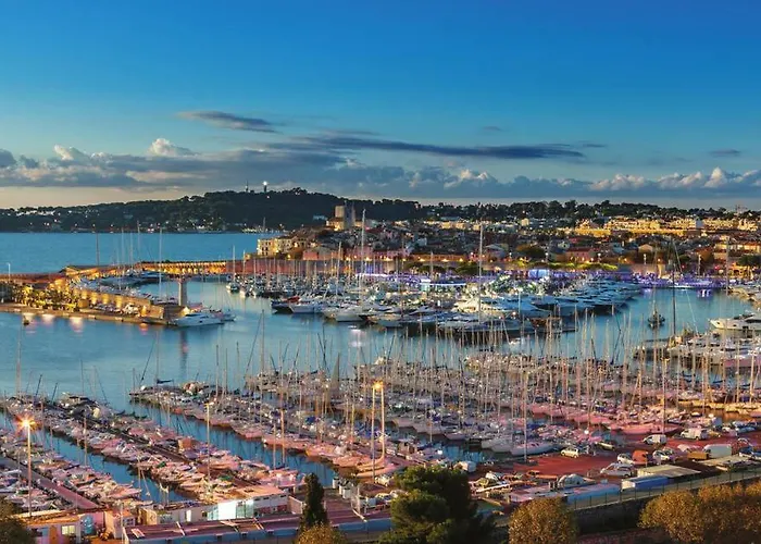 شقة 2 Persons - Clim - Hypercenter - 2mins Of - Juan Les Pins - And Sun أنتيب